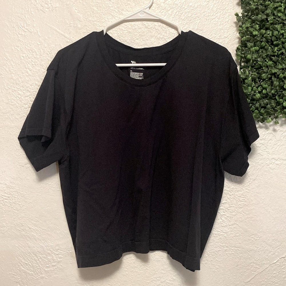 Women’s Workout Top